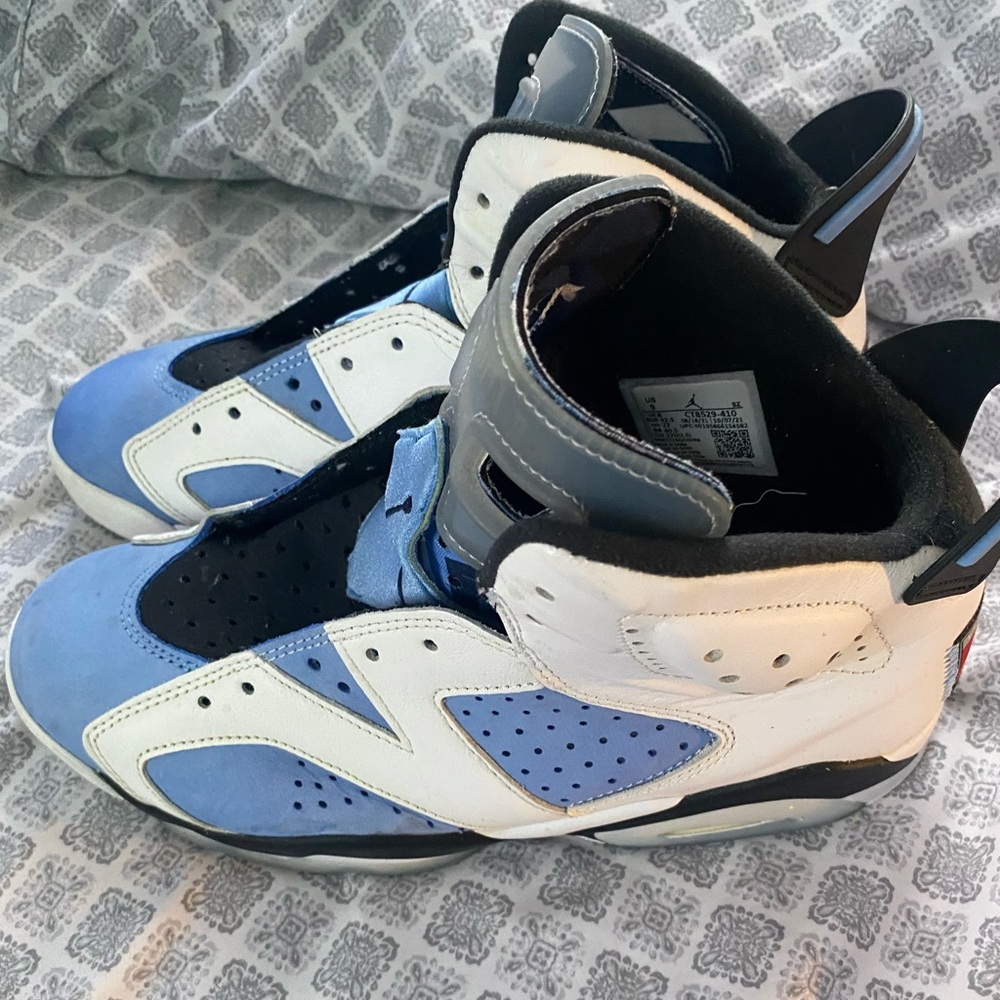 UNC Jordan 6s